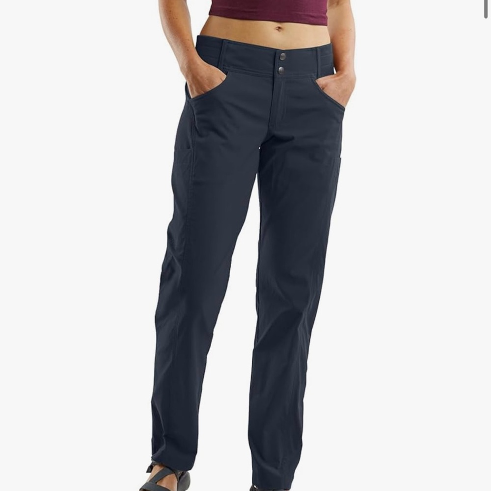 Title Nine hiking adjustable length pants